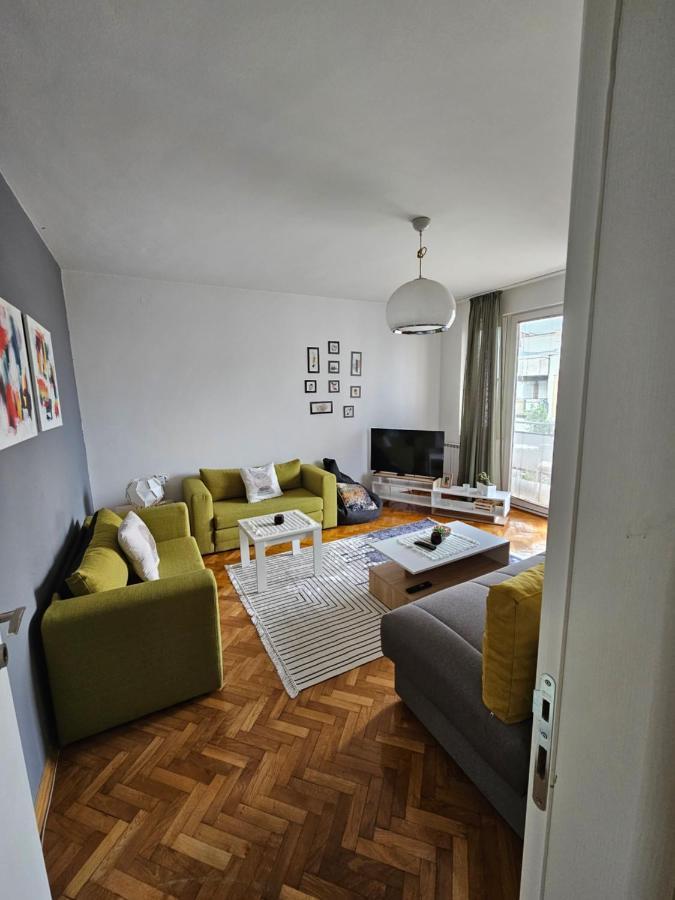 Cosy Apartment In The Heart Of Skopje Exterior photo