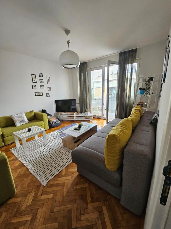 Cosy Apartment In The Heart Of Skopje Exterior photo